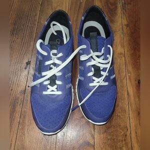 Cole Haan Zero Grand Navy Nubuck Sneakers. Women's 8